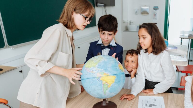 Le collège Florimond-Robertet accueille 120 familles lors de sa journée portes ouvertes