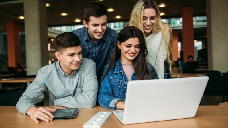 Mixité sociale dans les écoles : les enseignants préoccupés par les classes de niveau