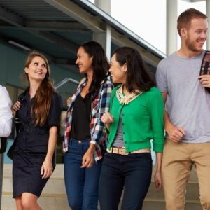 Des bizutages « inhumains » à l’Université de Miami ? Une fraternité suspendue